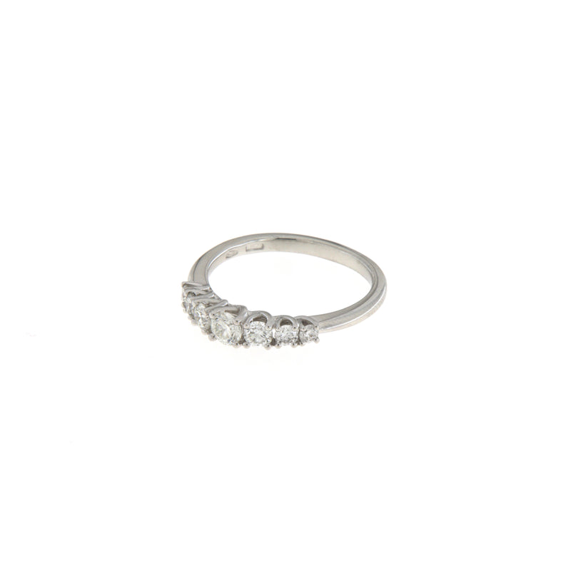 Anello Cambria Riviere 7 Pietre Oro Bianco Diamanti Ct 0,66
